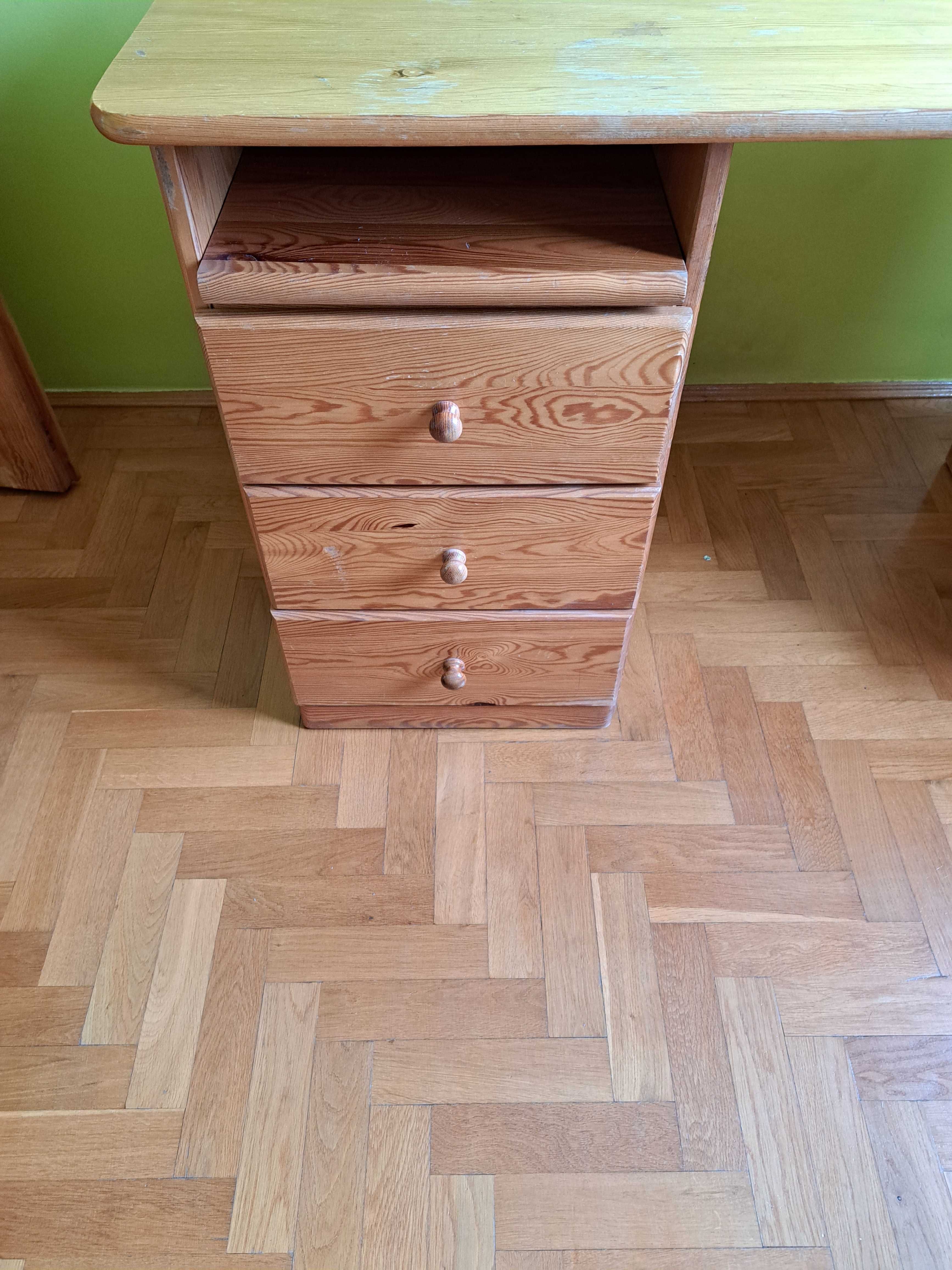 Biurko sosnowe z szufladami