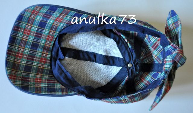 Lekka dziewczęca czapka z daszkiem LPP w krateczkę na 4-6 lat 51 cm