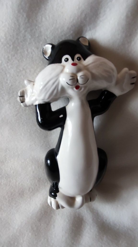 Figurka Kot Sylwester zwariowane melodie ceramika