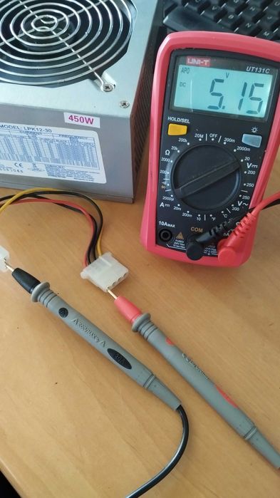 Fonte de alimentação 450W em ótimo estado
