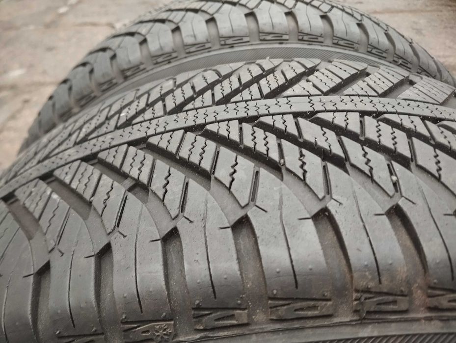 гума шини всесезонка GoodYear Vector 4seasons  225 55 r17 -2шт
