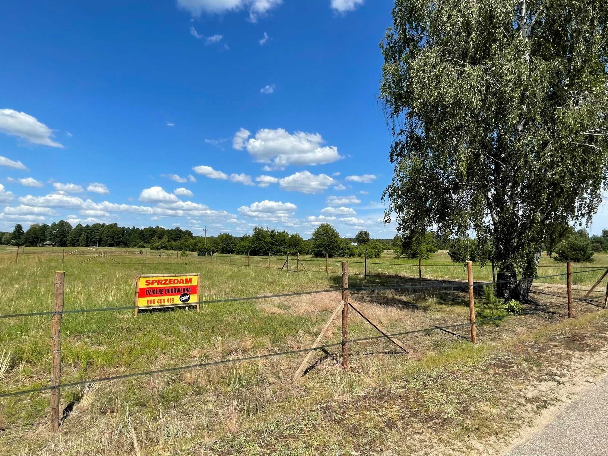 Działka budowlana ogrodzona prąd 971m2 pojedyncze WZ dojazd asfaltowy