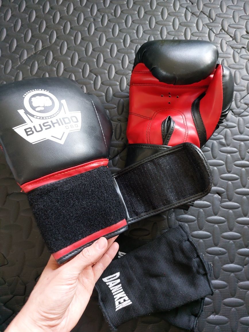 Rękawice bokserskie BUSHIDO rozmiar XL model 8 oz Model ARB-407
