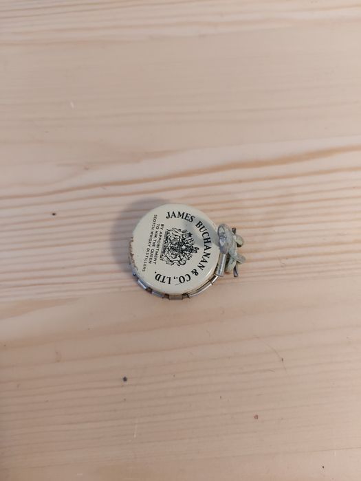 Kapsel do zamykania butelki vintage