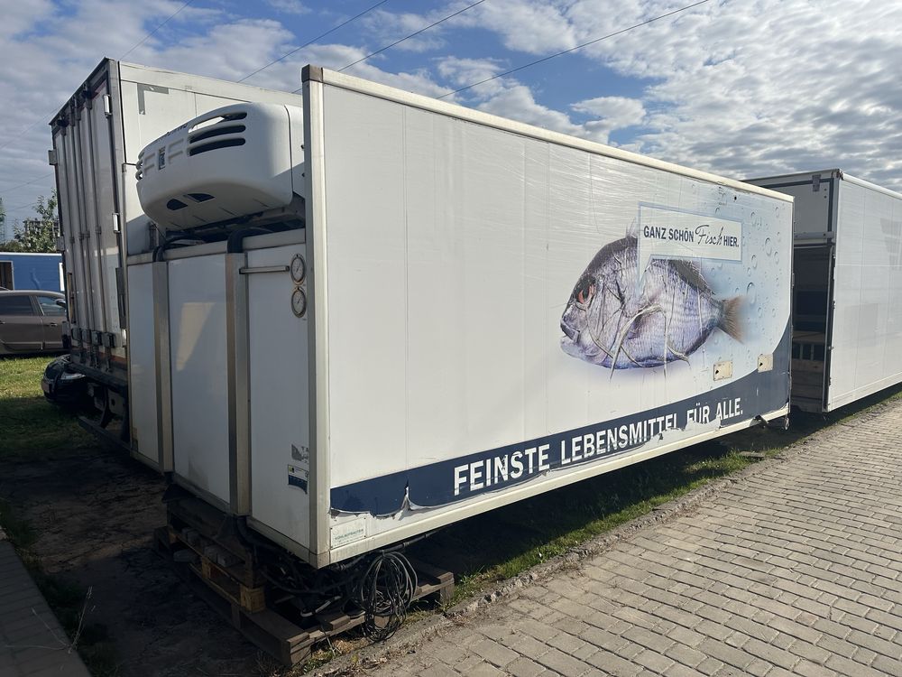 Рефрежираторна ізотермічна холодильна автомобільна буда будка Thermo