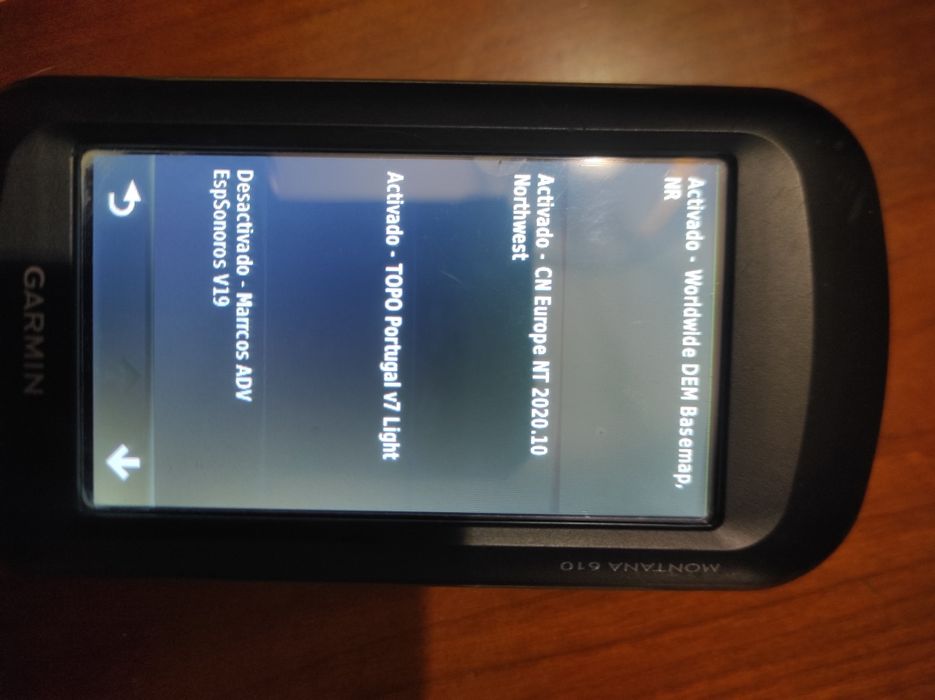 Garmin Montana 610 com base de carregamento