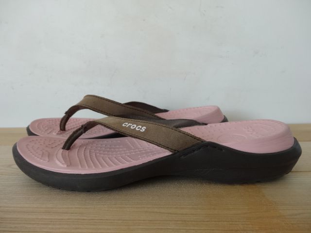 Klapki Crocs Capri IV roz 40 W8 Damskie