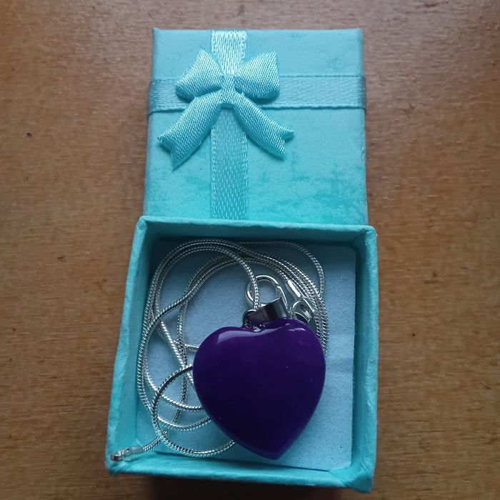 Fio em Prata com Quartzo Facetado em Forma de Coração