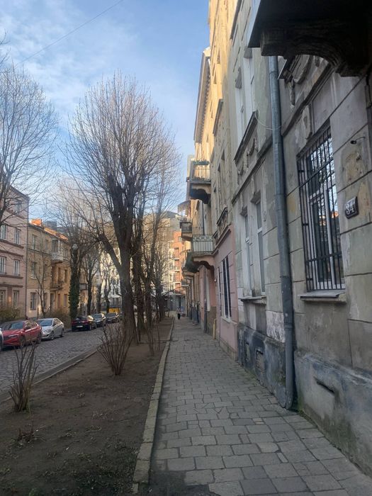 Продаж квартири або оренда,читайте опис!!!