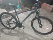 BTT 27,5” Preta – Quase Nova, Ideal para Cidade e Trilhas!