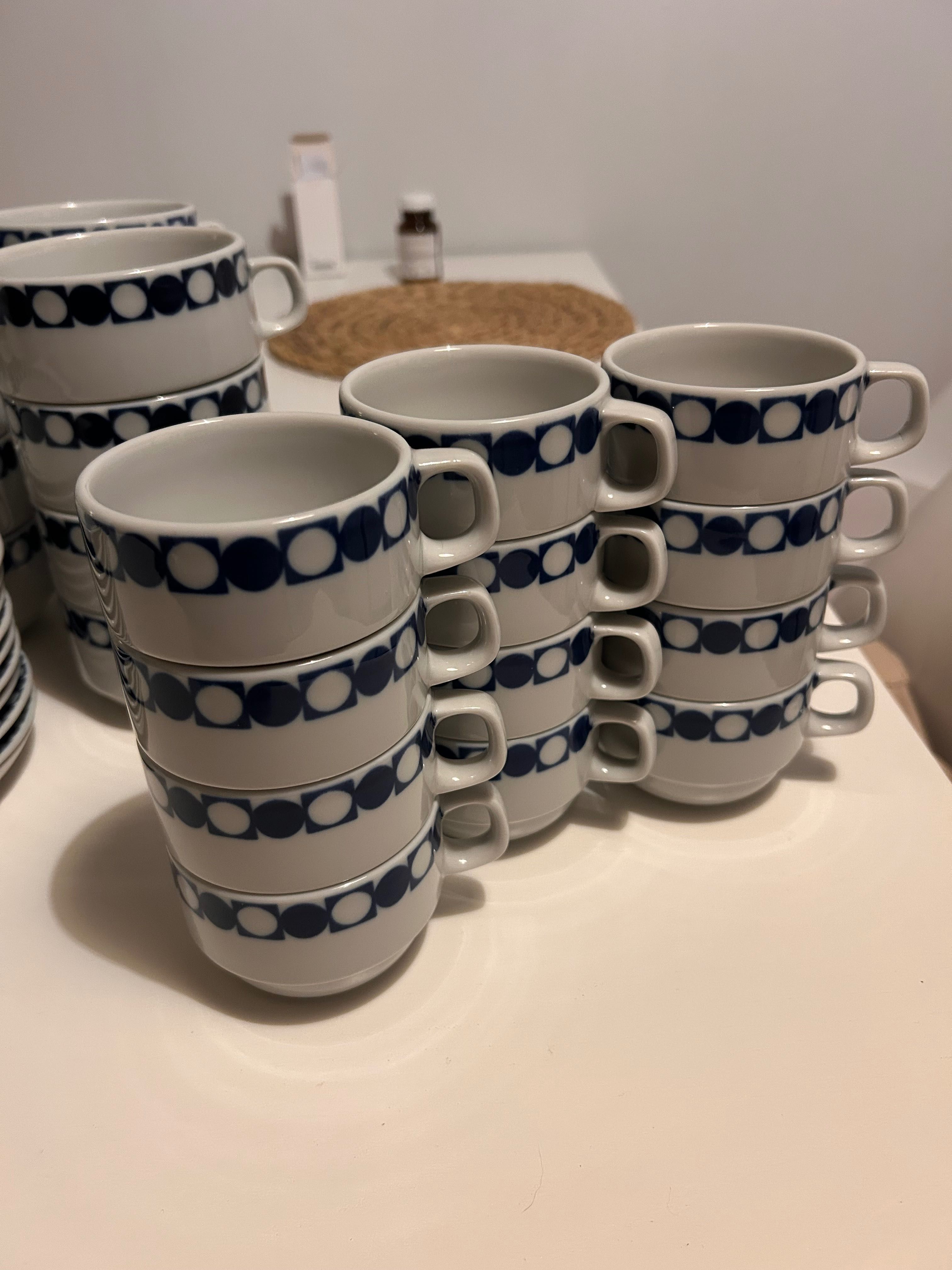 Conjunto chávenas SP de Coimbra