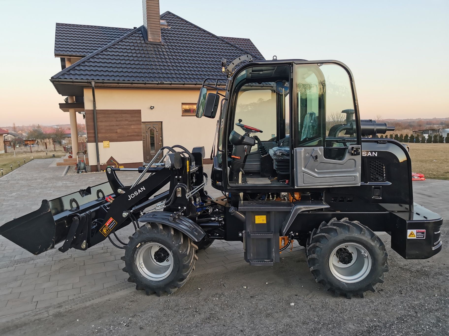 Nowa Ładowarka Przegubowa Josan S22 Euro ramka 4x4 ! Wysoka Jakość!