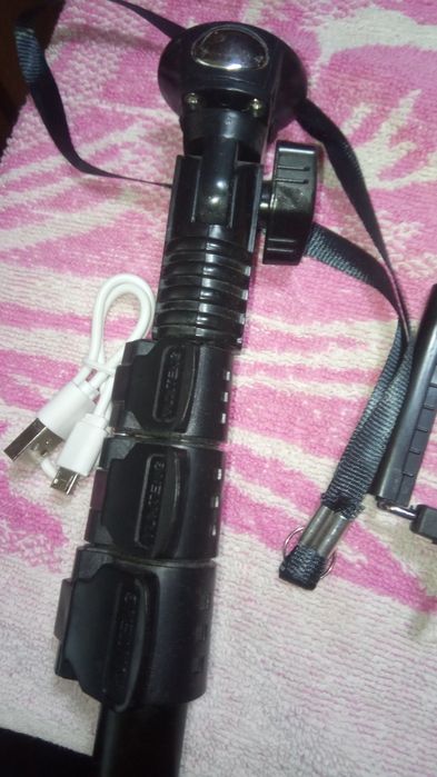 Монопод Yunteng YT-1288 bluetooth с пультом.