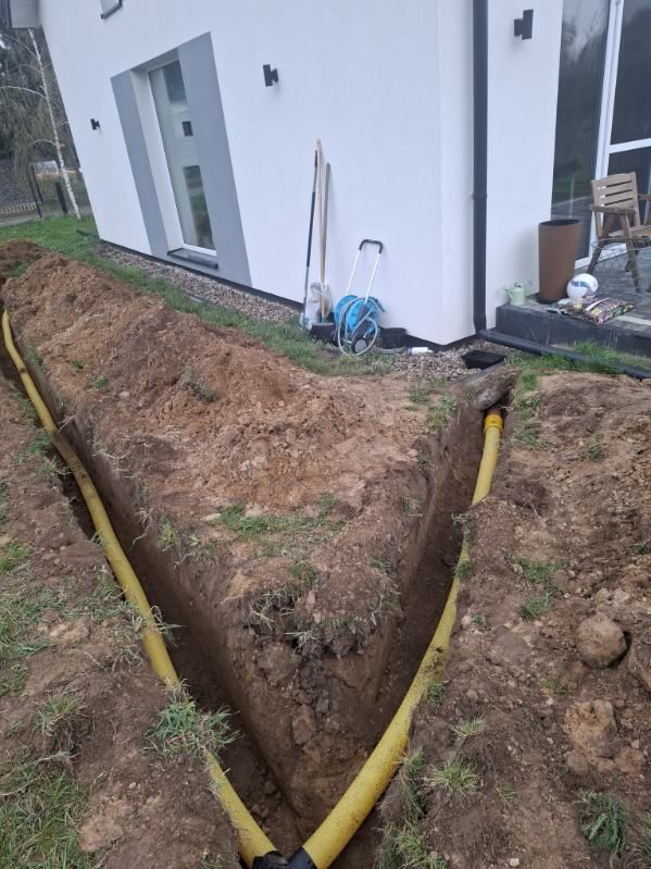 Drenaż działki i domu - odwodnienie terenu | Pruszków i okolice