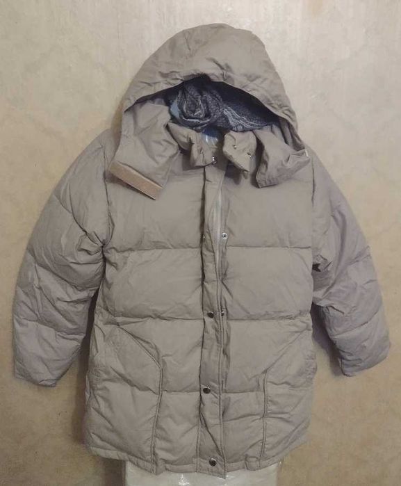 Пуховик женский на настоящем пуху. Новый. Хорошее качество.