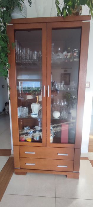 Witryna dębowa przeszklona