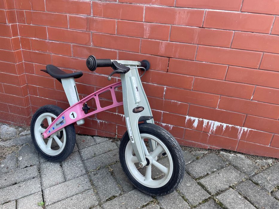 Rowerek biegowy FIRST bike