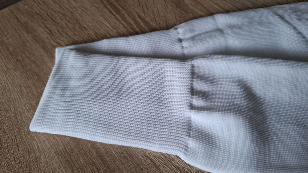 Getry sportowe białe