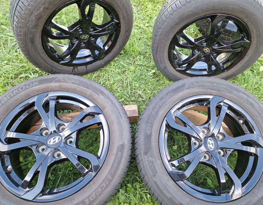 Felgi/koła Oryginalne Hyundai 5x114.3 R16 z oponami zimowymi