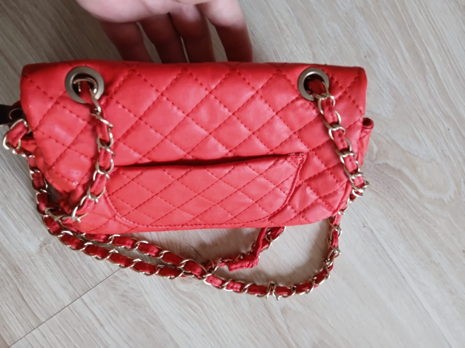 Chanel mini vintage patent leather cross body torebka