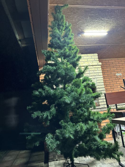 Ёлка искусственная