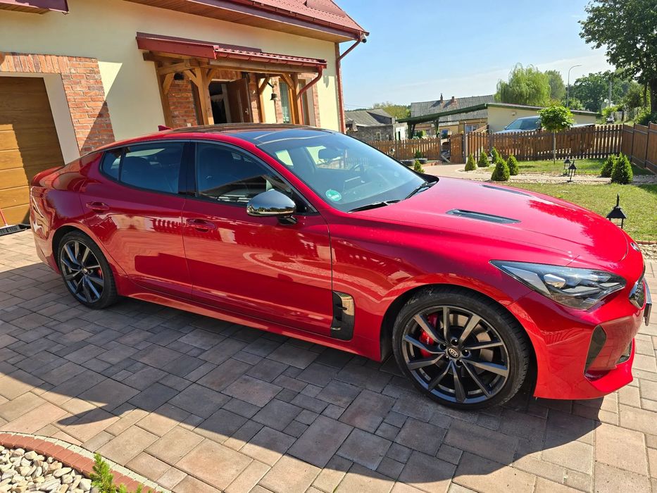 Kia Stinger Kia stinger 3.3 366 km