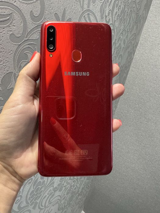Samsung Galaxy A20s 3/32 + 2 Защитных стекла