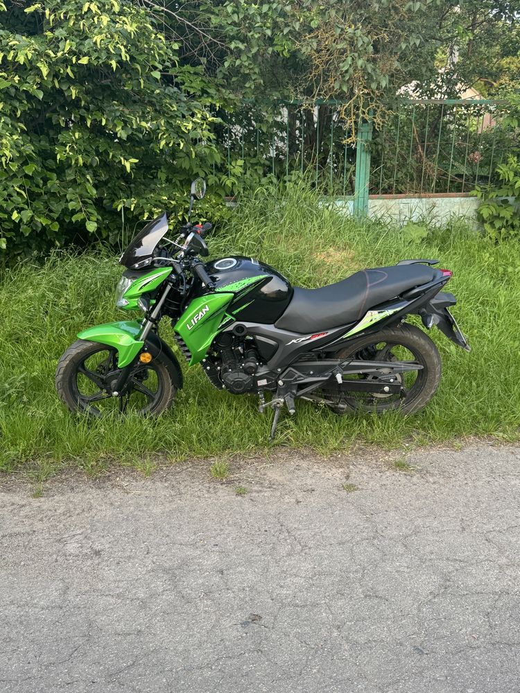 Продам ліфан кп 200