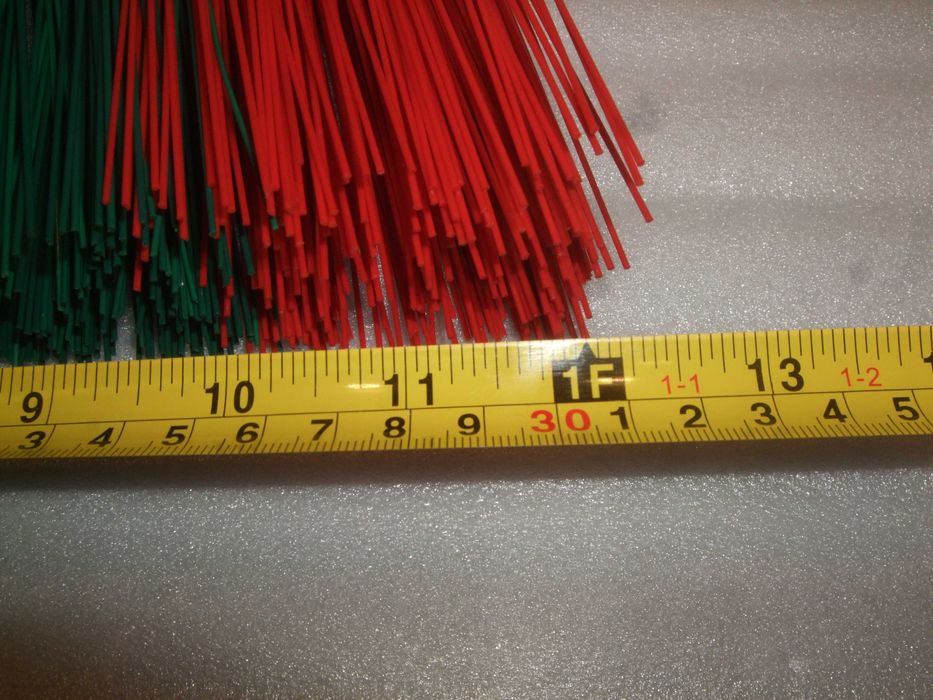 MIOTŁA Ogrodowa Ulicówka DŁUGIE WŁOSIE Drewno TRAPEZ 25/30 x 15 cm