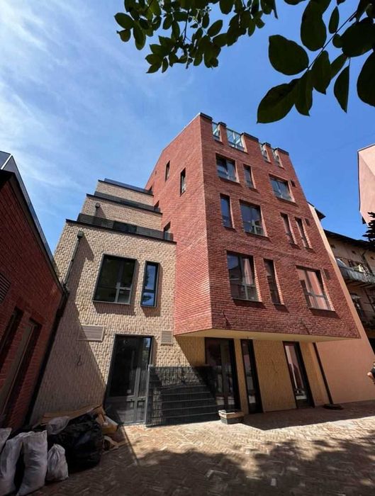 Оренда офісного будинку по вул.Зарицьких