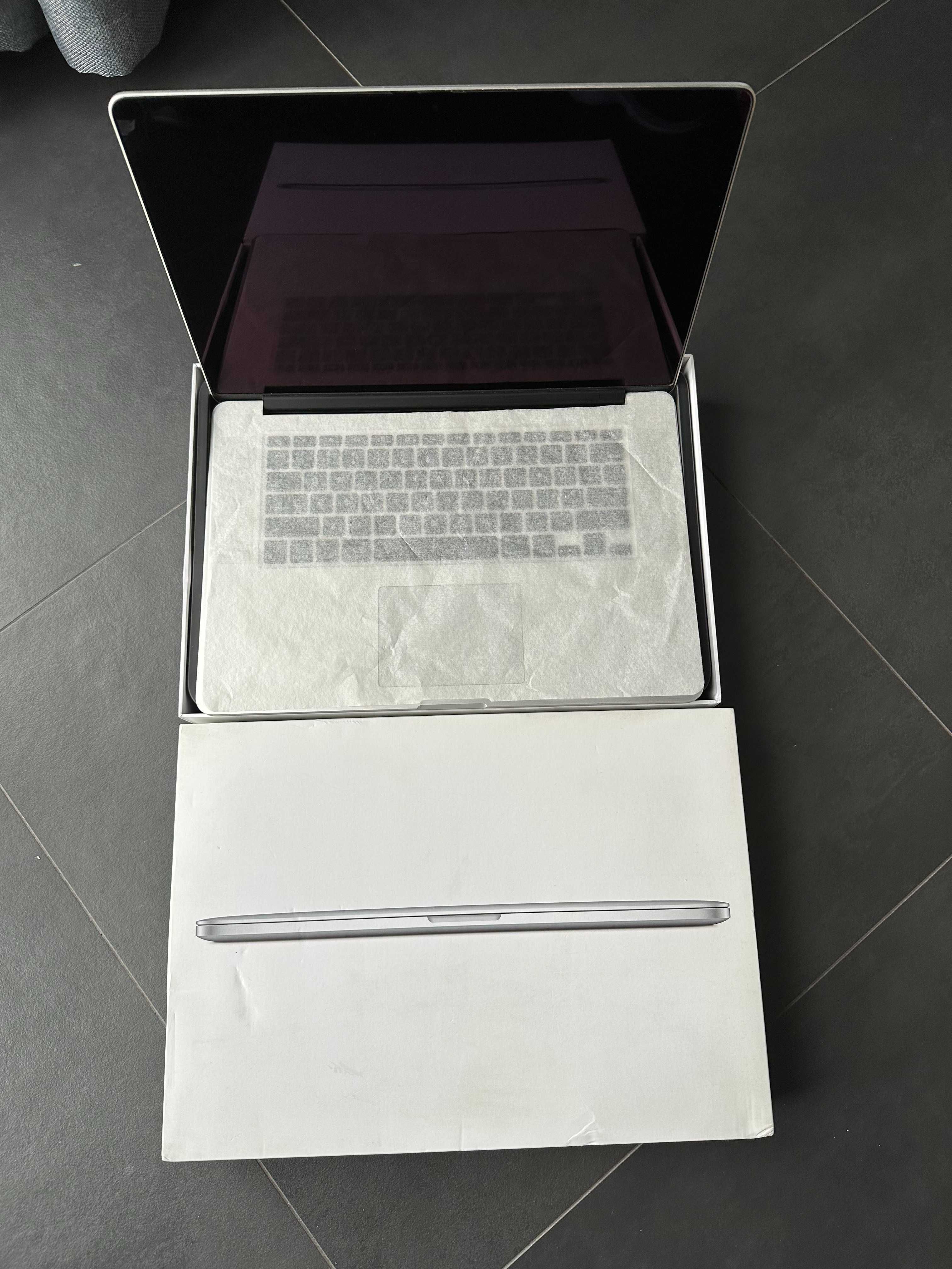 Продам MacBook Pro Late 2013 15" A1398 16RAM 512GB SSD