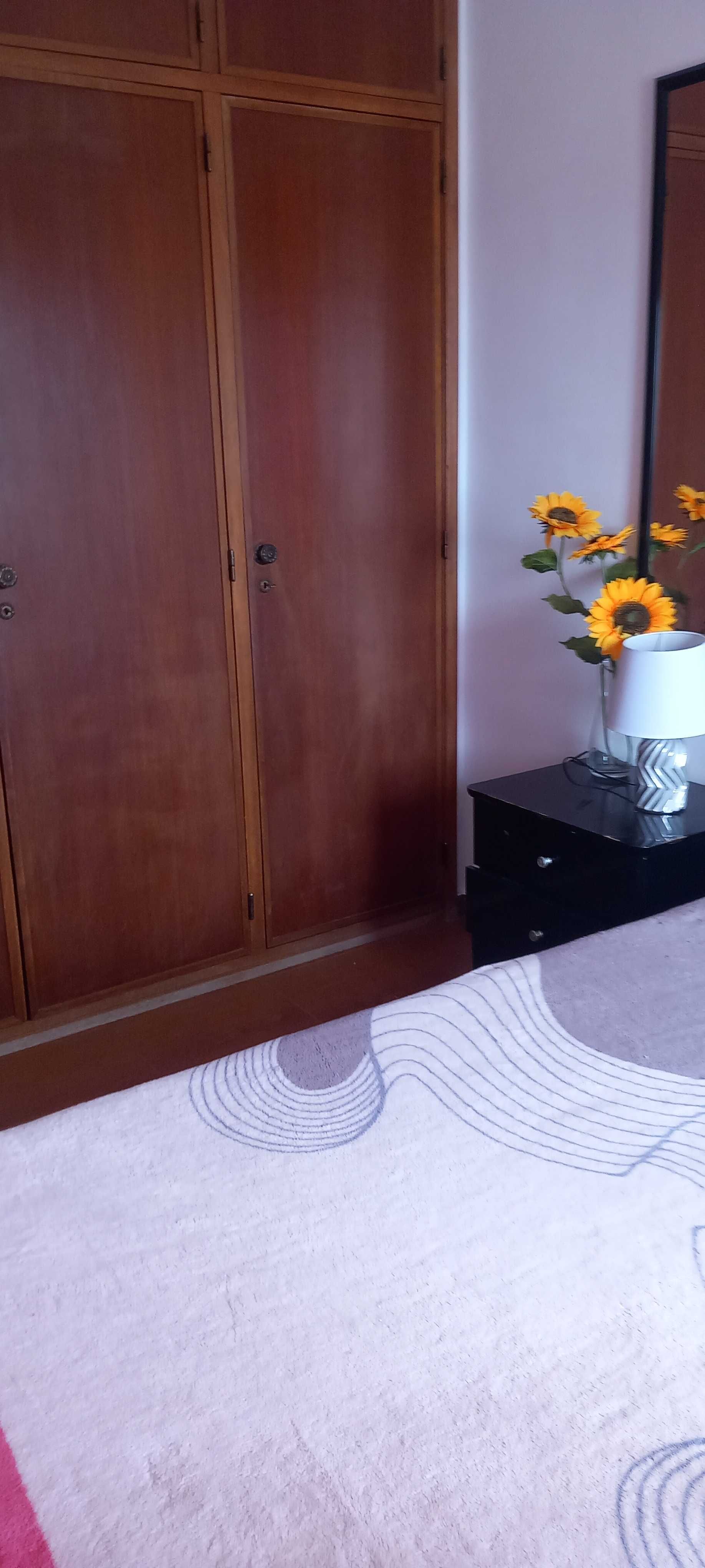 Renda quarto  bem