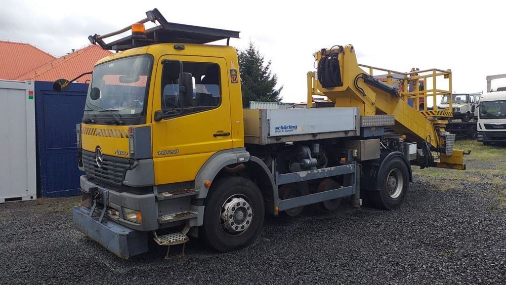 Mercedes-Benz  Pojazd dwudrogowy podnośnik koszowy MERCEDES BENZ ATEGO 1828