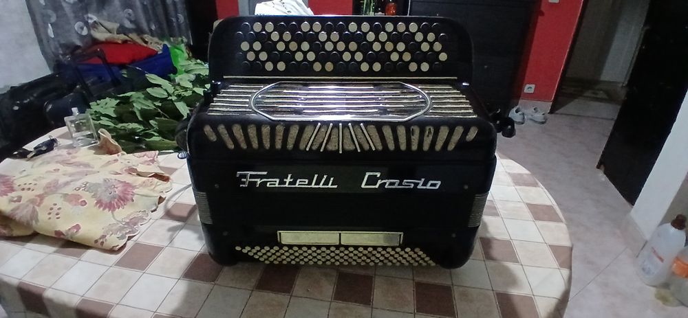 Fratelli crosio 4 voz 120 baixos