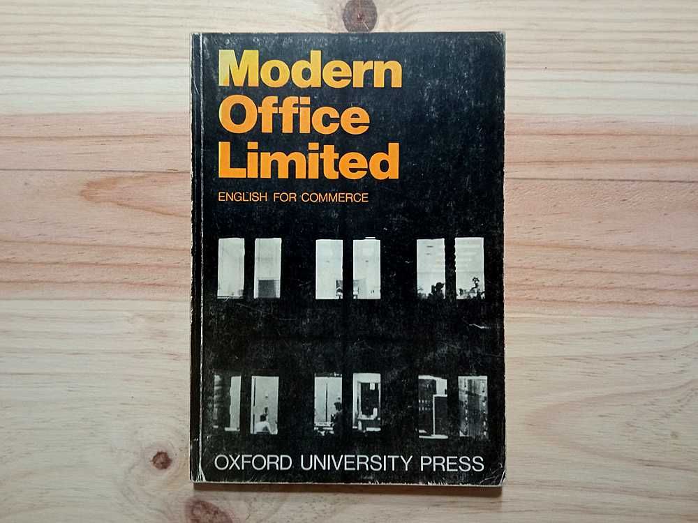 Livro "Modern Office Limited - English For Commerce"