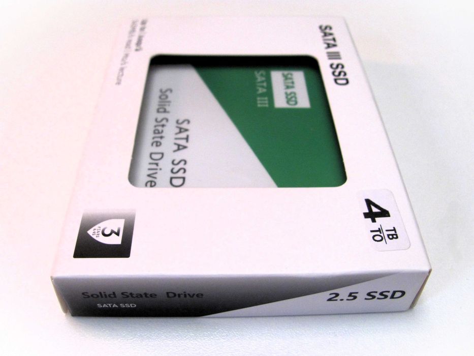 Продам SSD SATA III 2.5" 4TB | Ідеальний стан, торг розгляну