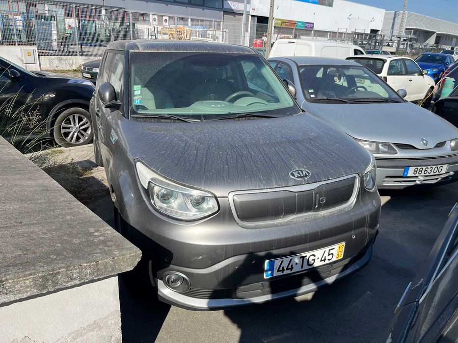 Kia Soul 100% eletrico Com Avaria