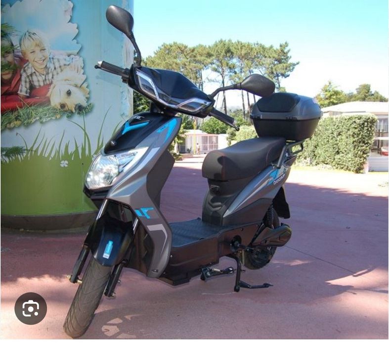 **Vortex Two L**  com bateria nova
– Moto elétrica  
– Bateria origina