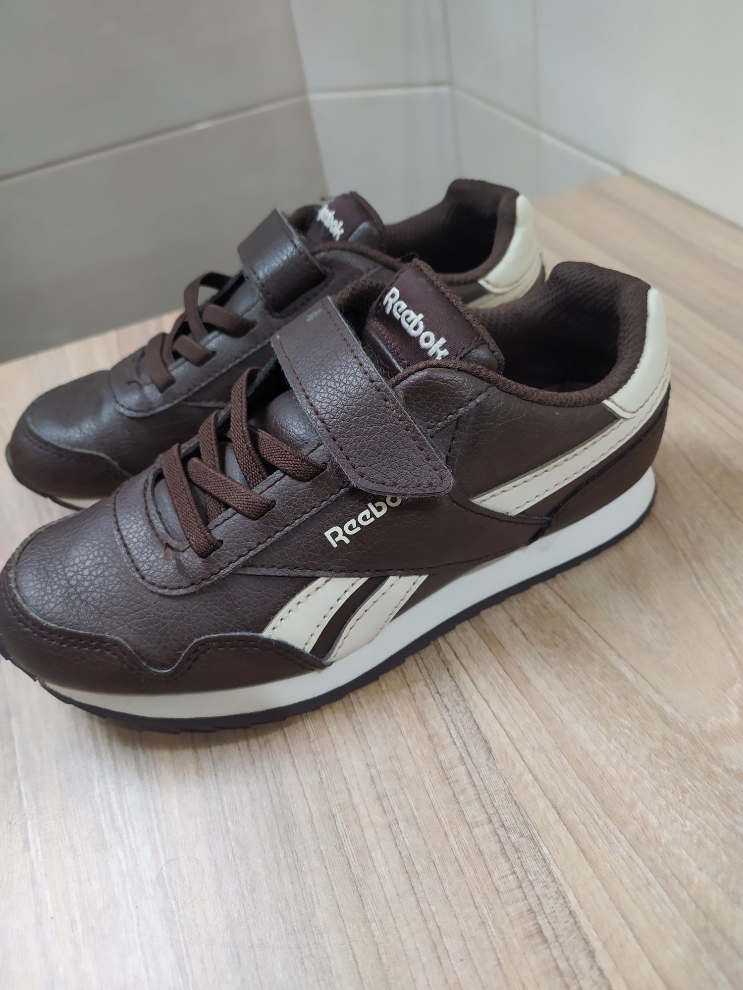 Adidasy Reebok chłopięce 30