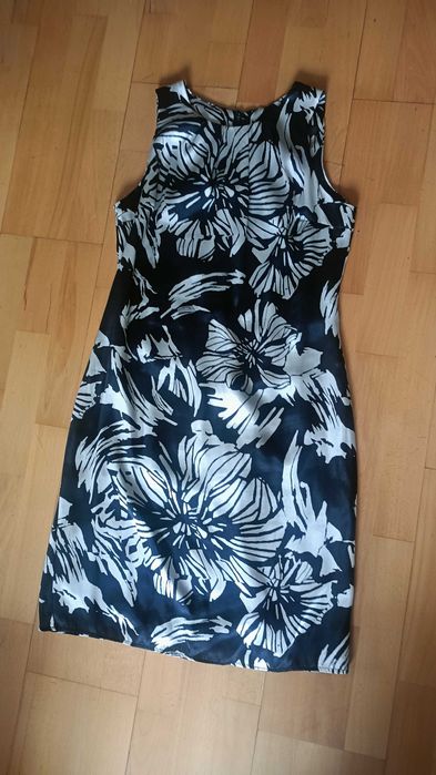 Piękna elegancka sukienka kwiaty floral boho