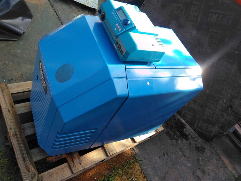 Piec olejowy Buderus 28-30 kW