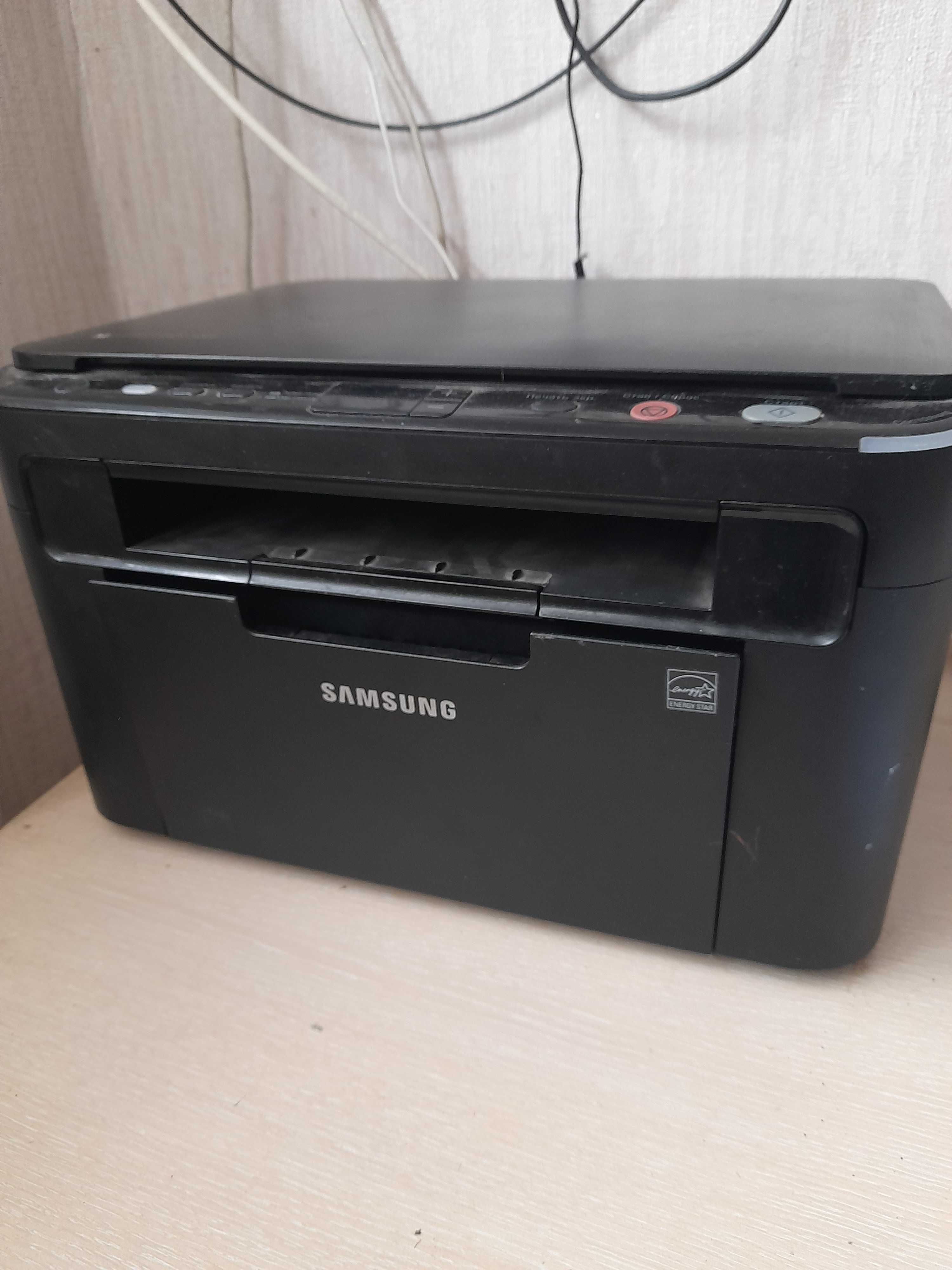БФП Принтер Samsung SCX-3205
