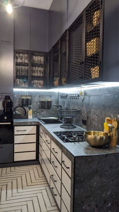 Здається 2 кім центр р-н Кобилянська