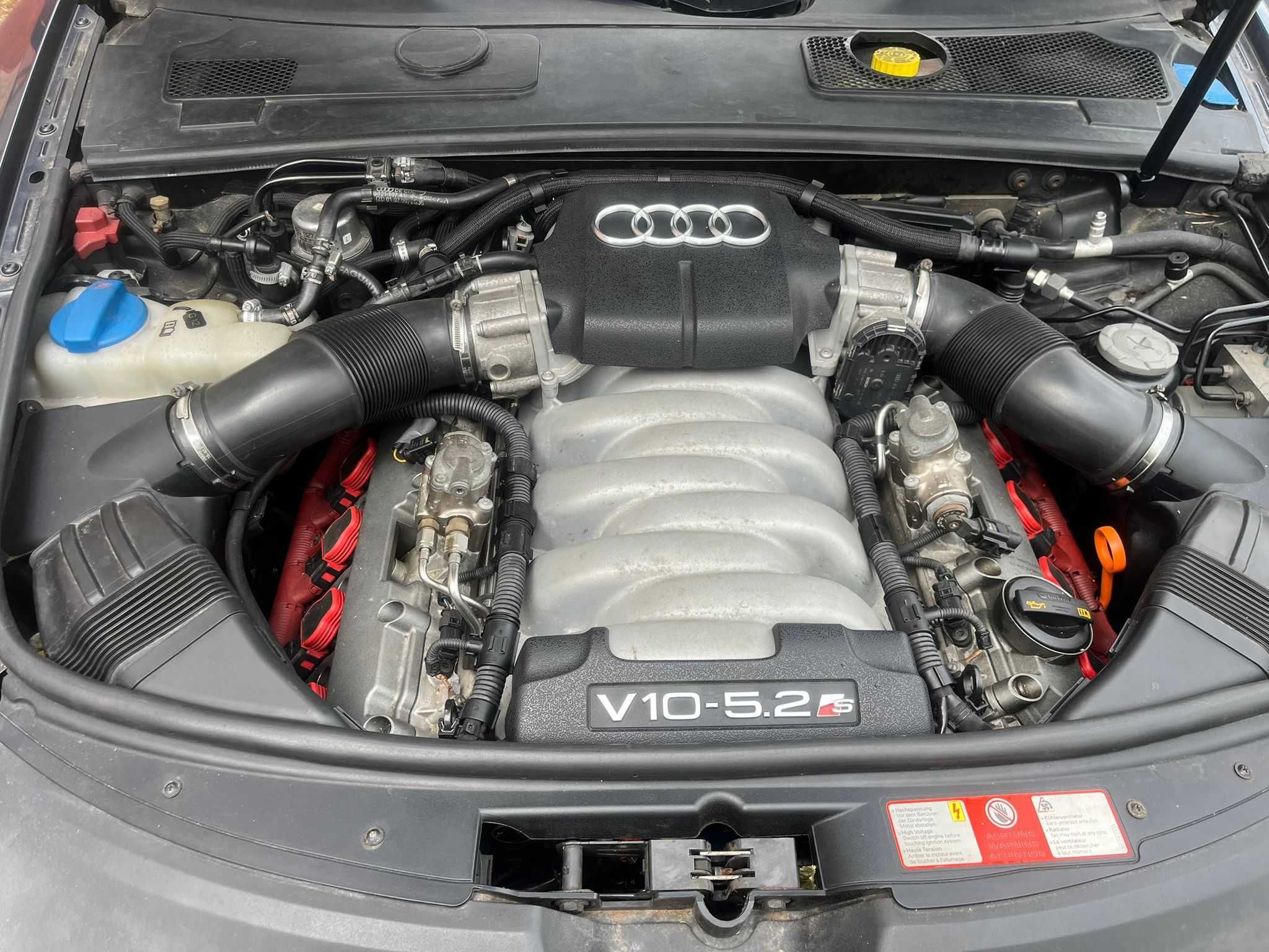 Audi S6 v10 5.2 Benzyna