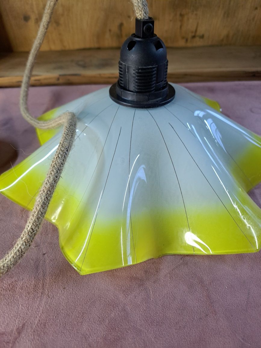 Lampa z kloszem z PRL 1