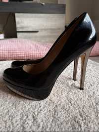 Sapatos de salto alto da Zara