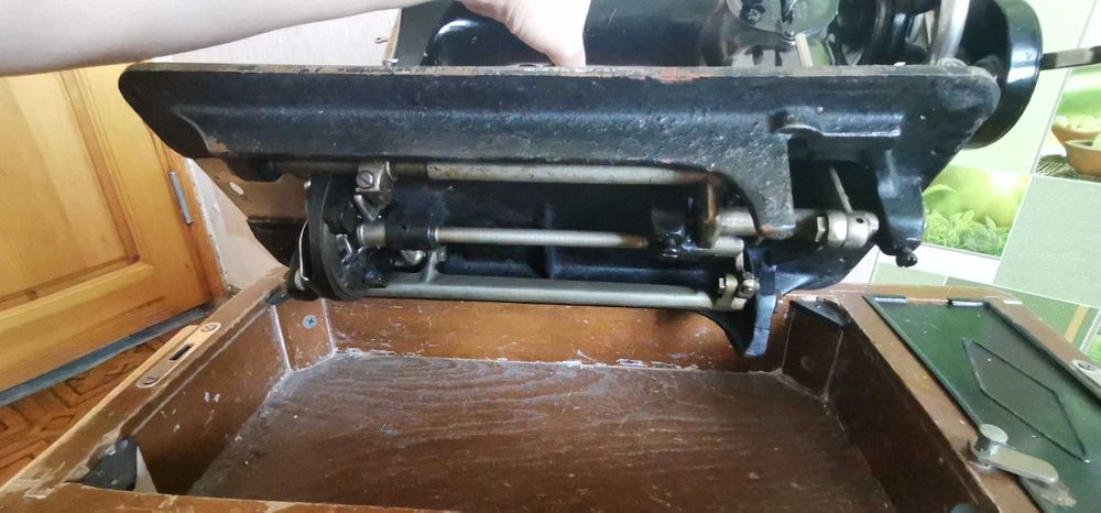 Швейная машинка ПМЗ