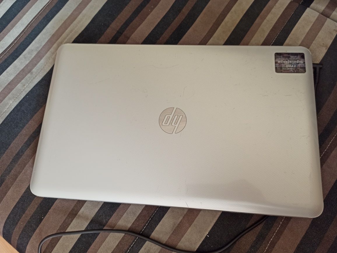 Ноутбук HP pavilion 17 e117dx intel core i3-3130M 2.60Ghz