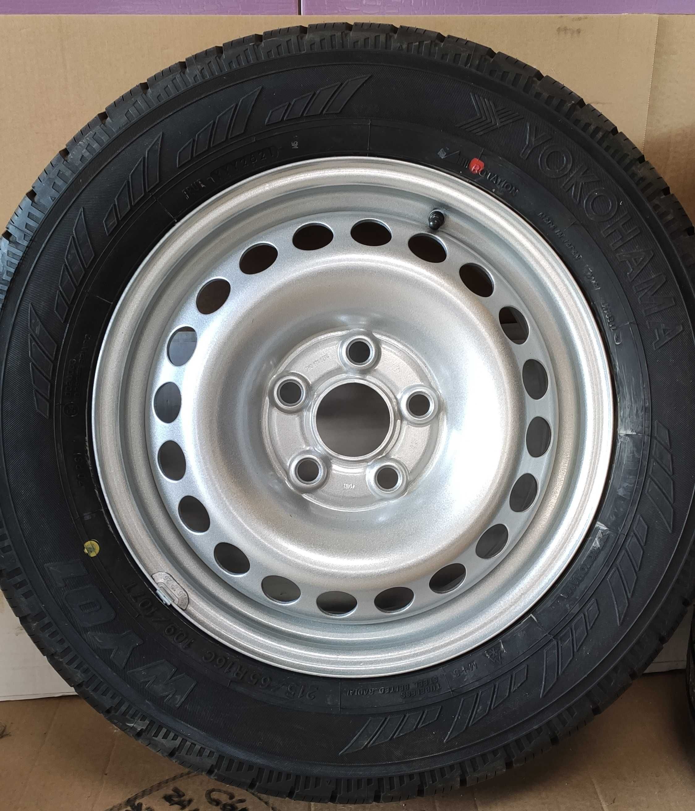 [Nowe] Opony z felgami stalowymi Yokohama WY01 215/65 R16C 109/107T