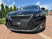 Peugeot 308 uszkodzony